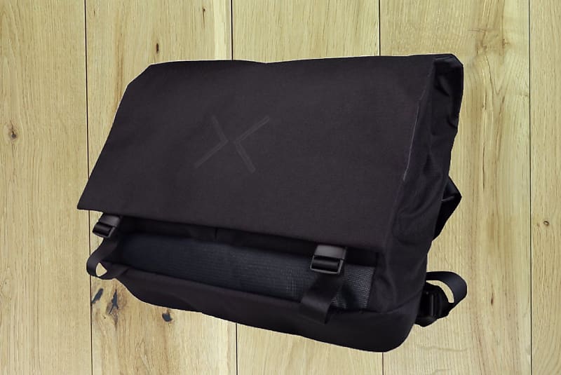 Line 6 HX Messenger Bag | Reverb Canada