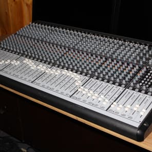 Mackie Onyx 32.4 Premium 32 Channel Studio/Live Analog Mixer | Reverb