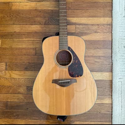 Yamaha FG700S Acoustic Folk Guitar | Reverb