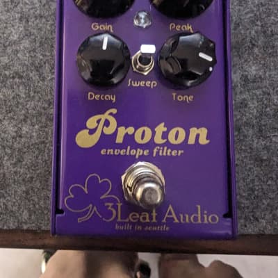 3Leaf Audio 3Leaf Audio Proton Envelope Filter Pedal v3 - Pedal on 