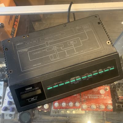 Yamaha TX7 FM Expander 1985 - Black