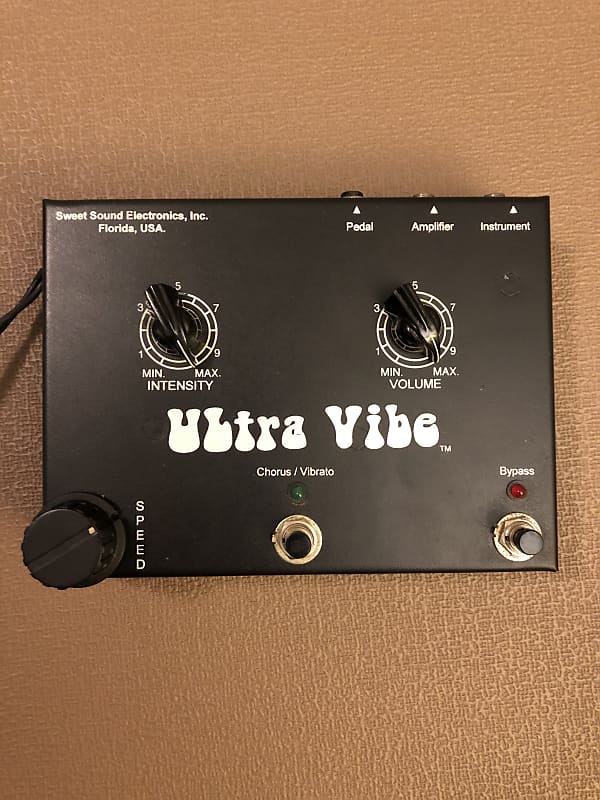Sweet Sound Ultra Vibe 完動美品 SWEET SOUND ULTRA VIBE guitar effects pedal demo - YouTube