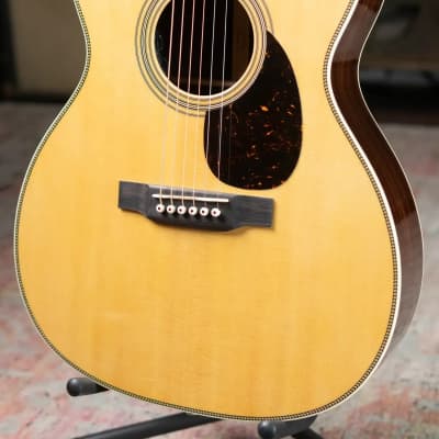 Martin OM-28E Acoustic Guitar with Hardshell Case image 4