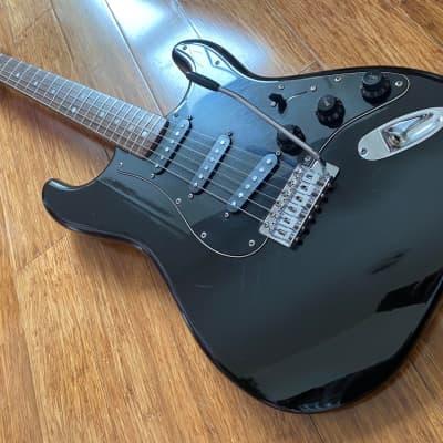 Tokai Silverstar SS-40 1979 All Black Japan Pre-Lawsuit