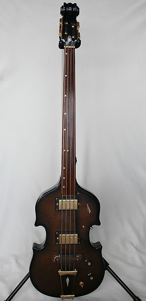 70 s Ventura Fretless Violin Bass