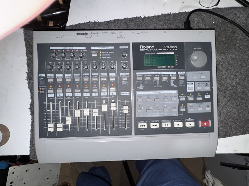 Roland HDレコーダー VS-880 Roland HDレコーダー VS-880 Roland - VS-880 | Digital Studio