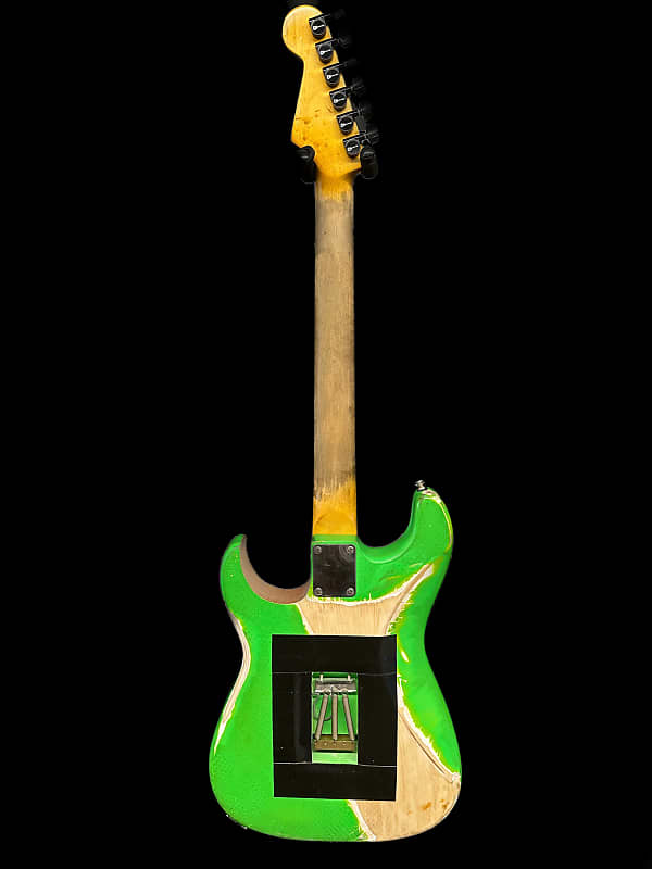 Charvel steve vai Green Meanie風MOD Charvel Pro Mod Steve Vai style Green Meanie - Green, White with