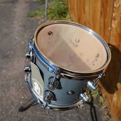 DW Design Series 7" x 8" Tom Steel Grey Lacquer  | 8'' Maple Tom image 2