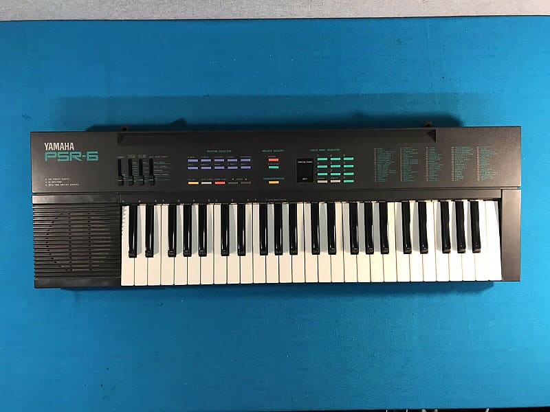 Yamaha VINTAGE PSR-6 49 Key Full Size Portable Keyboard Black