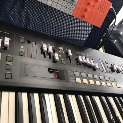 Akai AX60 1980s - Black