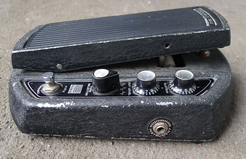 【10540】 Roland DOUBLE BEAT Wah Fuzz ROLAND AD-50 Double Beat Wah/Fuzz Wah (B-STOCK) – Godlyke