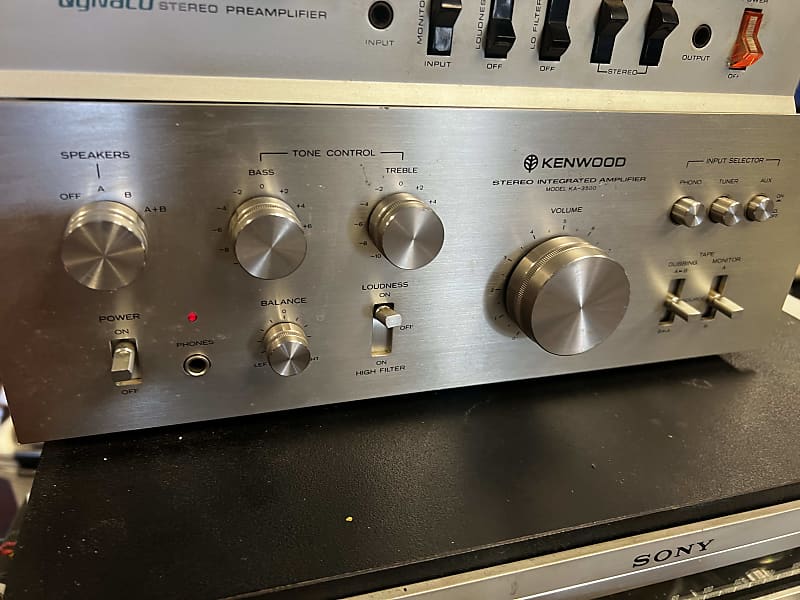 Vintage Kenwood KA-3500 Integrated Amplifier, good working condition tested  			