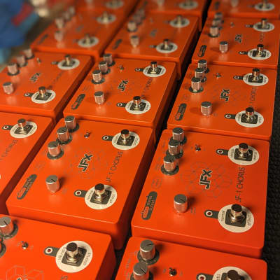 JFX JF-1 PREAMP プリアンプ CE-1 JFX Pedals / JF-1 Preamp – LEP INTERNATIONAL