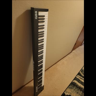 Alesis Q88 MKII 88-Key USB MIDI Keyboard Controller 2021 - Present - Black