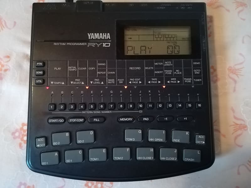 Yamaha  Ry-10 Drum Machine image 1