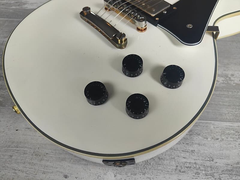 Blitz by Aria Pro II Les Paul Custom (White)