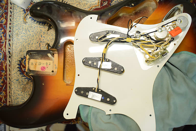 す。ページ Fender Japan [Made in Japan, E Serial] ST'62-55 1986 - | Reverb