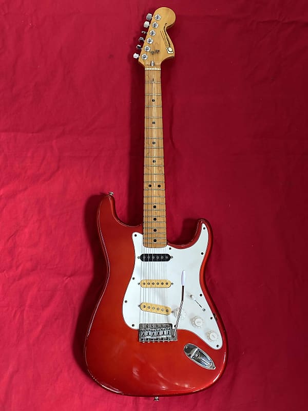 Fernandes FST-50 Candy Apple Red made in early 1980 [03/27