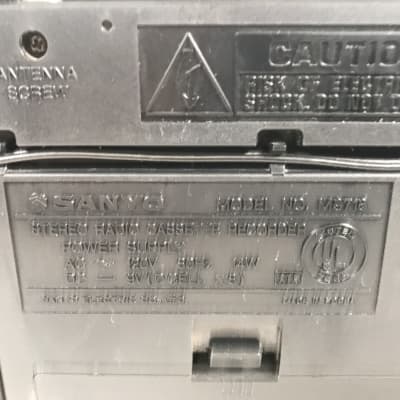 Vintage SANYO M971 8 Boombox Radio Cassette Recorder Ghettoblaster image 7