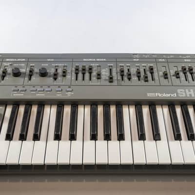 Roland SH-101 32-Key Monophonic Synthesizer 1982 - 1986 - Gray