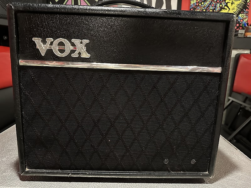 Vox Valvetronix VT20+ 30-Watt 1x8