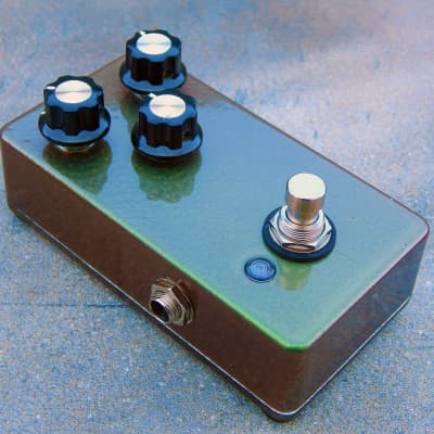 Sizzorfite Machine Distortion (Vemuram Butter Machine clone