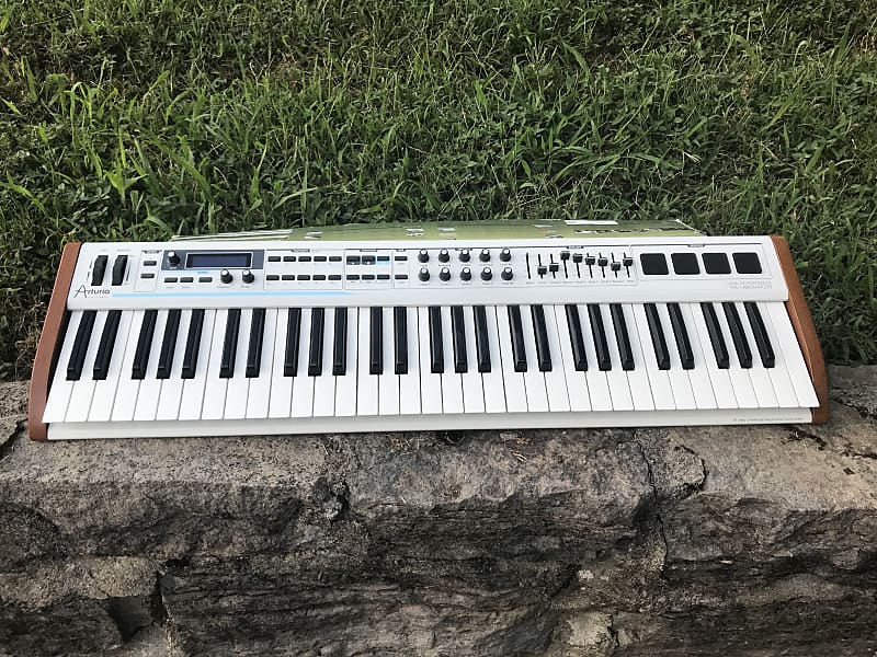 Arturia analog experience 61 the laboratory midi usb reverb