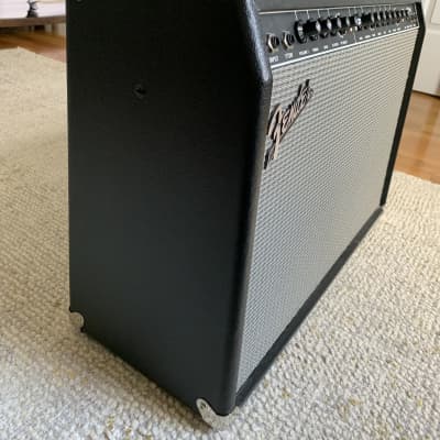 Fender Champion 100 2-Channel 100-Watt 2x12" Solid State Guitar Combo image 6