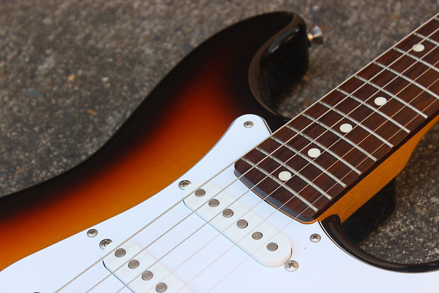 2013 Fender Japan ST62-SS Smart Size Hardtail Stratocaster (Sunburst)