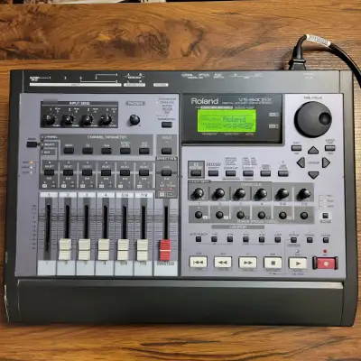 Roland VS-1824 VS-1824CD Digital Workstation Recorder w/CD-RW