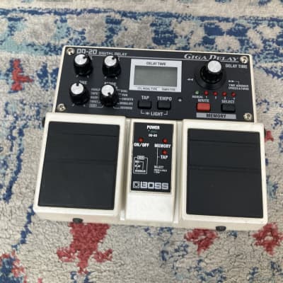 Boss DD-20 Giga Delay | Reverb