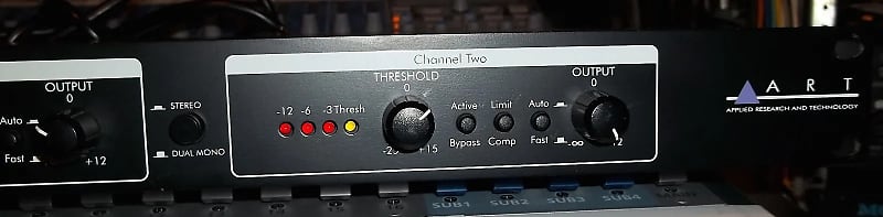 ART / DUAL LEVELAR コンプレッサー ART Dual Levelar – Two Channel Compressor/Limiter 90s Black