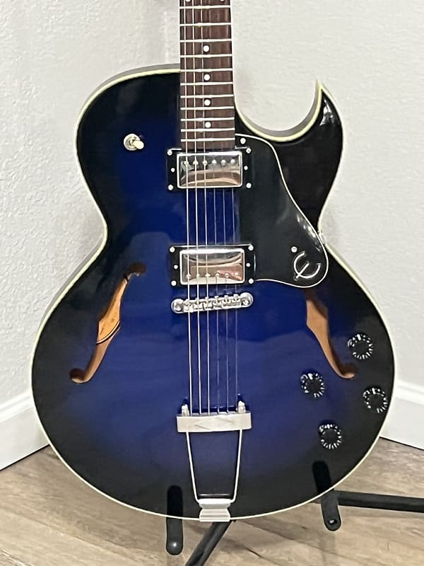 Epiphone ES-135 Reissue | Reverb