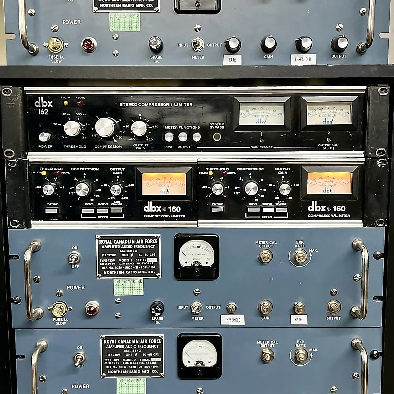 DBX 162 Stereo compressor limiter 1970's VCA original