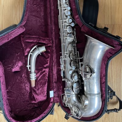 C.G. Conn “Chu Berry” Alto Saxophone 1927 - Silver image 1