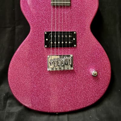 Daisy Rock Rock candy w/ Case, Amp. Orig Box - Pink sparkle image 6