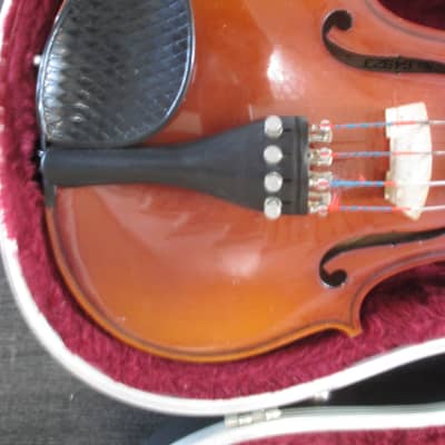 13" viola with case and bow for 9 - 12 year old.  Made in Romania image 10