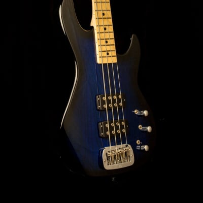 G&L Tribute Series L-2000 Bass Blueburst image 4