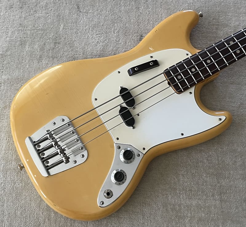 大阪直売Fender USA mustang Olympic White フェンダー ムスタング ビンテージ エレキギター char ビンテージホワイト vintage フェンダー
