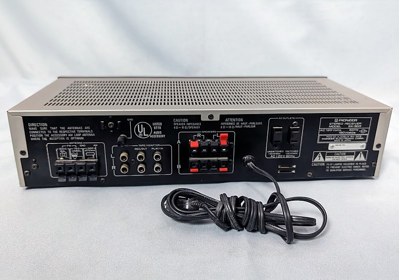 Pioneer SX-303 AM/FM Stereo Receiver - 1982 - Made in Japan