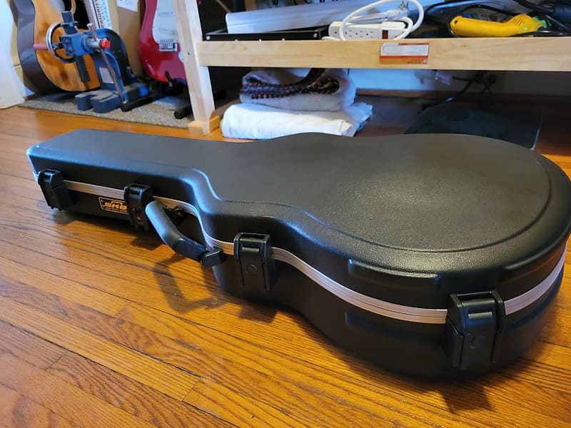SKB TSA002 Guitar Case Black Reverb