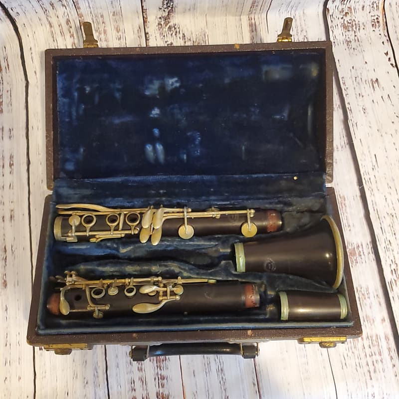 Evette Schaeffer Paris France Modele Buffet Crampon Clarinet - approx. 1951