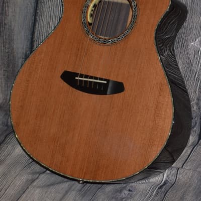 Breedlove Legacy Concert CE 2020 High Gloss Natural image 2