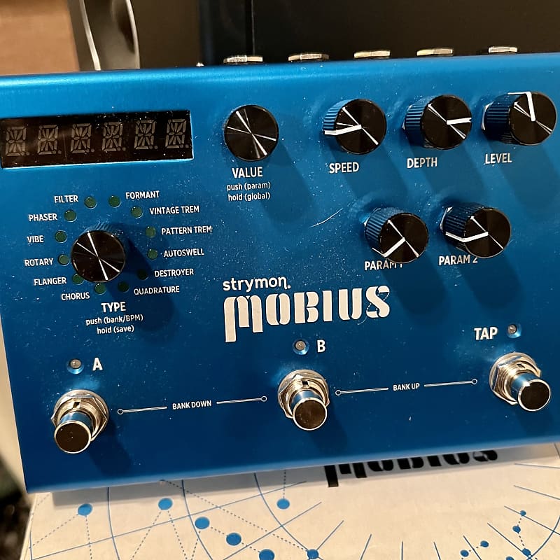 Strymon Mobius