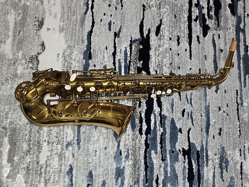 Bundy Better Sax Alto Saxophone EAS111 1/2022 - Lacquered | Reverb