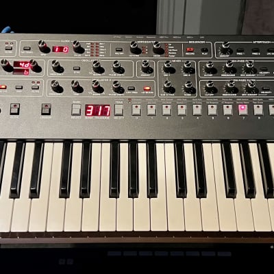 Sequential Prophet-6 49-Key 6-Voice Polyphonic Synthesizer 2018 - 2020 - Black with Wood Sides