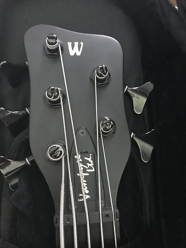 Warwick Rockbass Vampyre 4