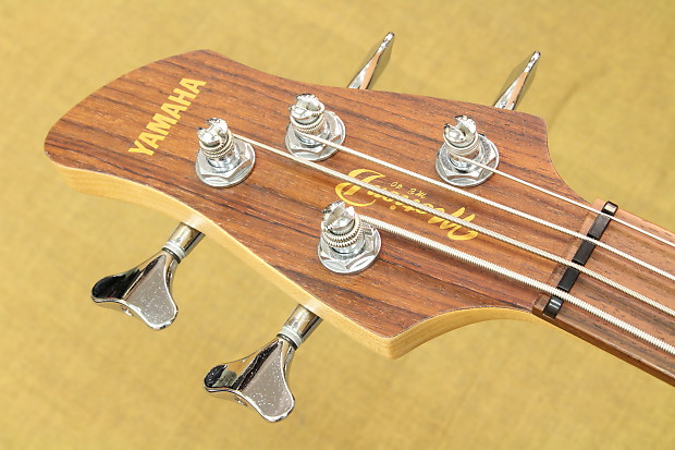 YAMAHA Motion Bass MB-40H グリーン キルトメイプル 買取情報】ギラっと煌く妖艶な杢目とリッチなゴールドハード