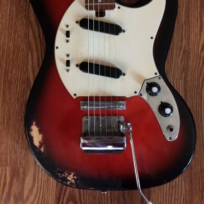 Vintage 1970s Memphis Mustang Electric Guitar Sunburst Mojo Sunburst Japan Fender image 3