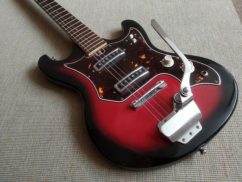 Teisco EG 2 Red Sunburst - 'Hertiecaster' Japan 60s/70s vintage